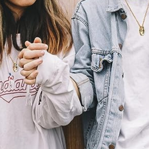 MJartoria Matching Necklaces, His & Hers Engraved Rhinestone Rings Set - Picture 3 of 13